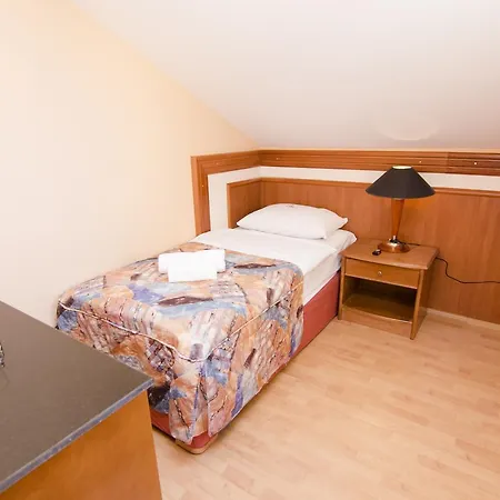 Vila Tade Bed & Breakfast